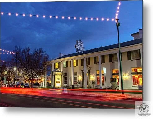 Boulder City Hotel at Night 1 - Metal Print Pixels